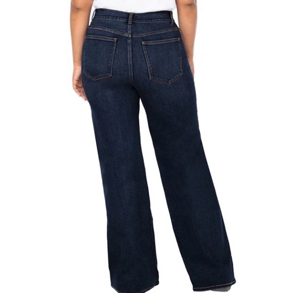 Well Worn Wide Leg Dark Blue Flare Jeans Woman’s size 14/31.5 NWT - Picture 2 of 14